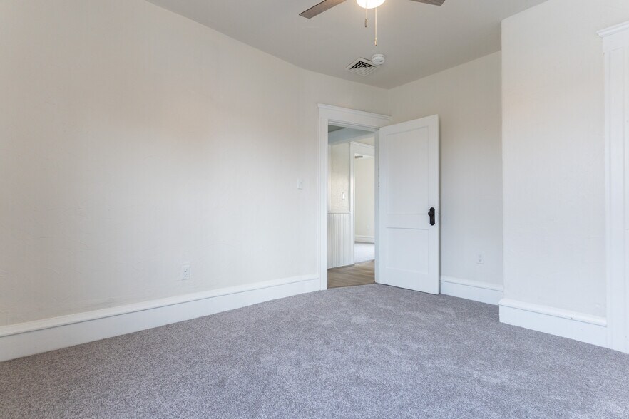 Bedroom 2 - 643 Rathbun St