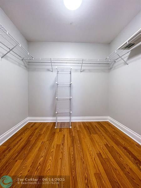 Building Photo - 4241 N Ocean Blvd