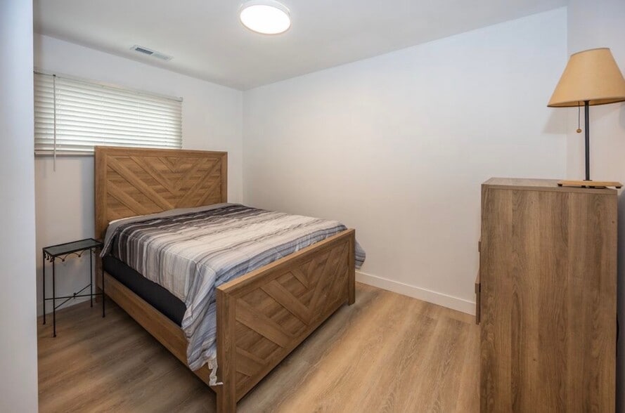 Building Photo - 2006 Randall Rd