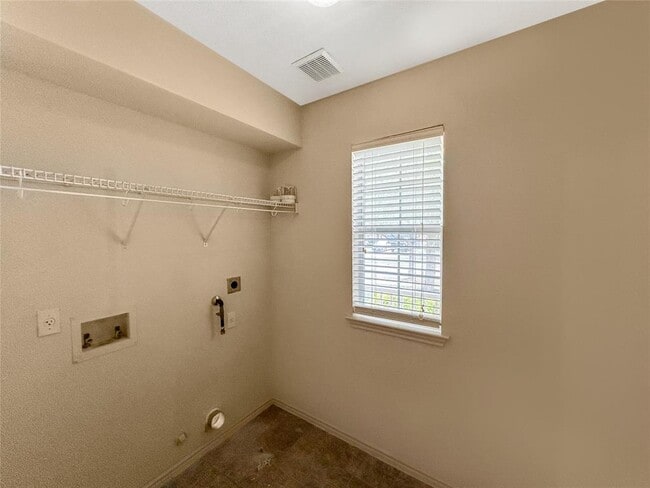 Building Photo - 11405 Jim Thorpe Ln