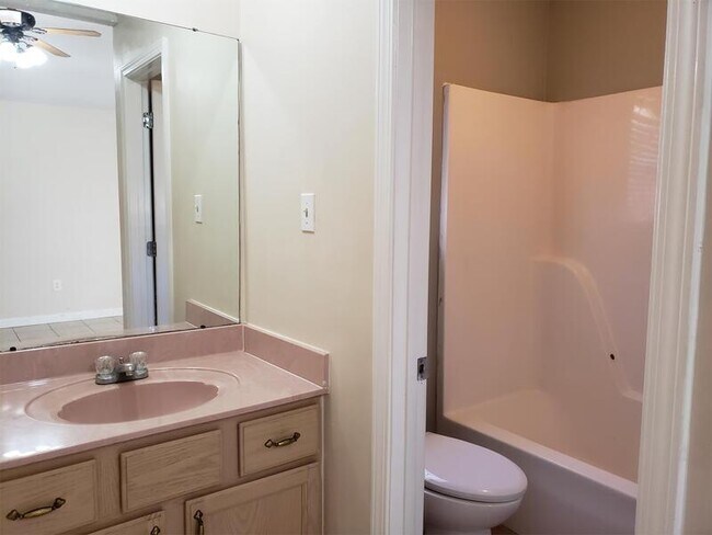 Building Photo - 4187 Rainey Woods Dr