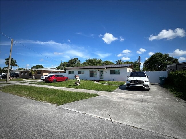 Building Photo - 5500 NW 178th Terrace