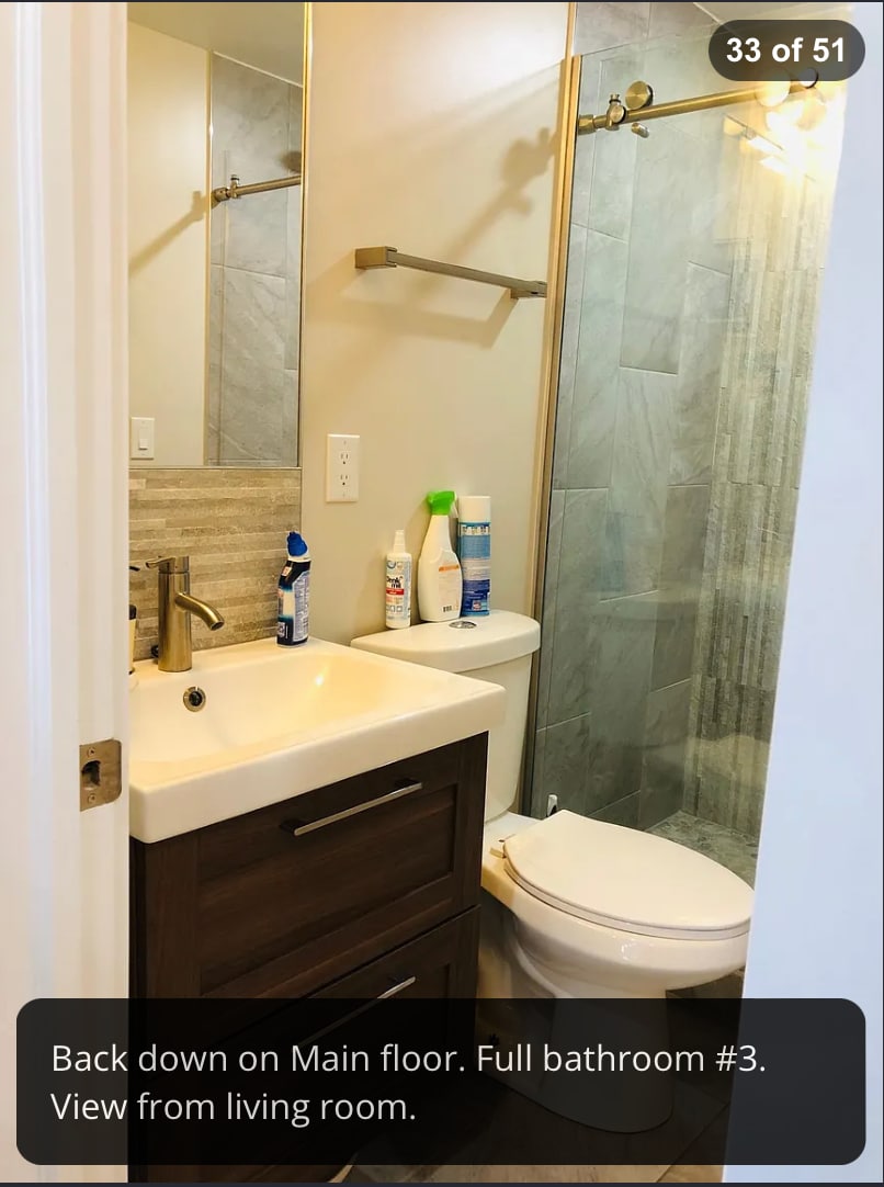 3rd Full bathroom main floow - 2015 S Hutchinson St