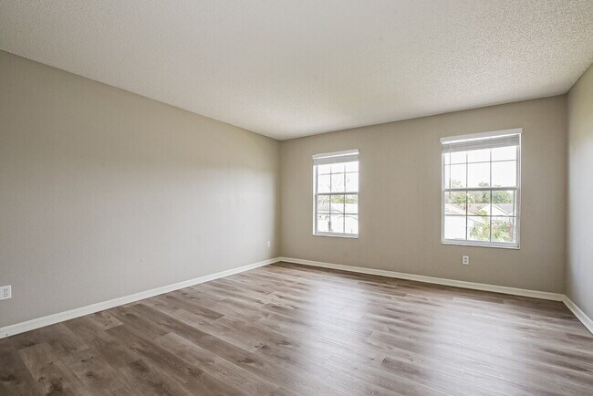 Building Photo - 1828 Olivia Cir