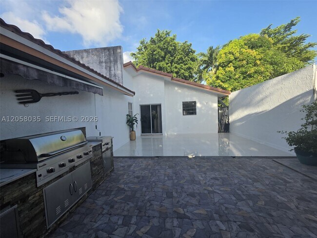 Building Photo - 15363 SW 77th Ln