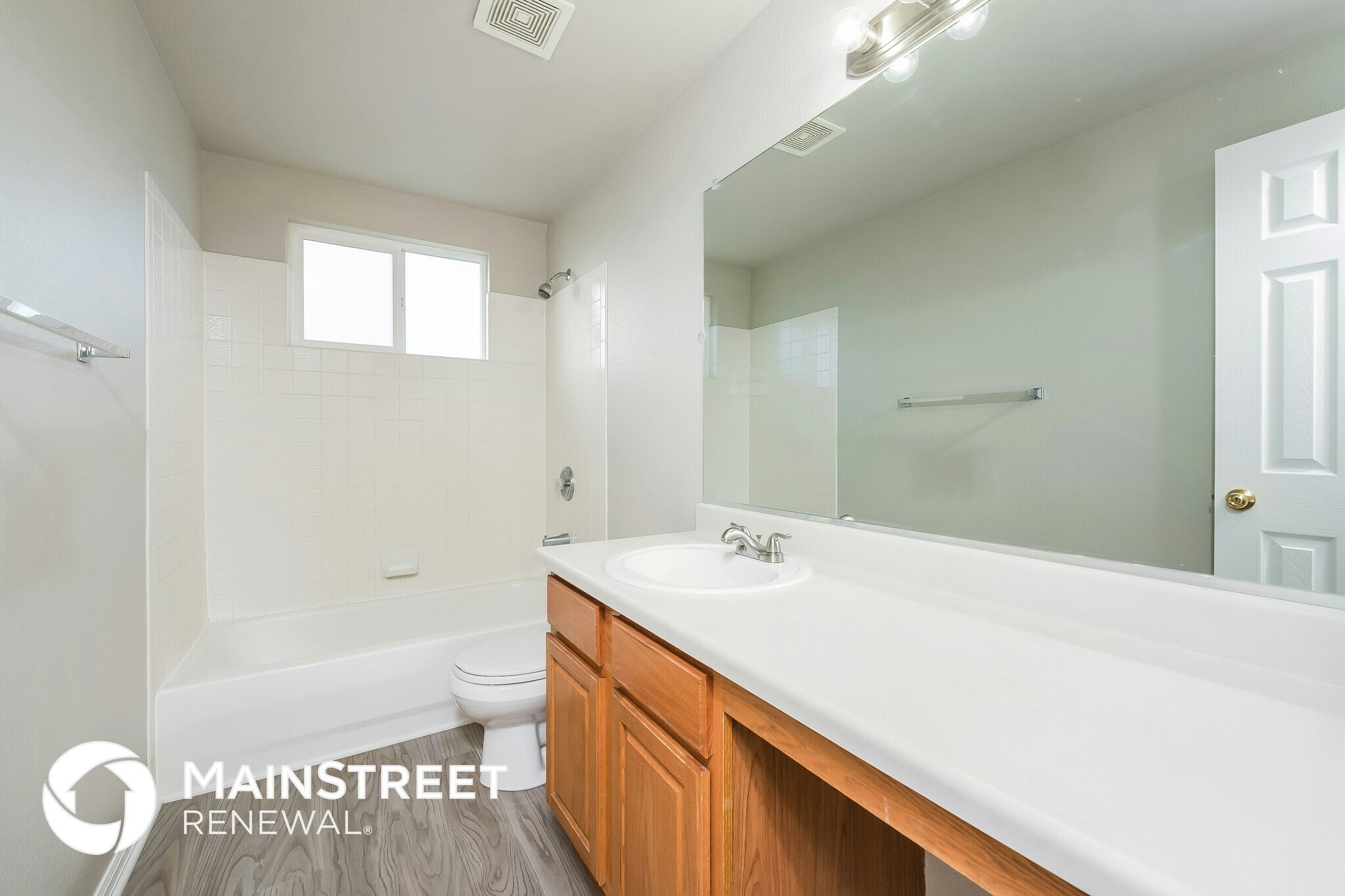 Building Photo - 2229 S Truckee St