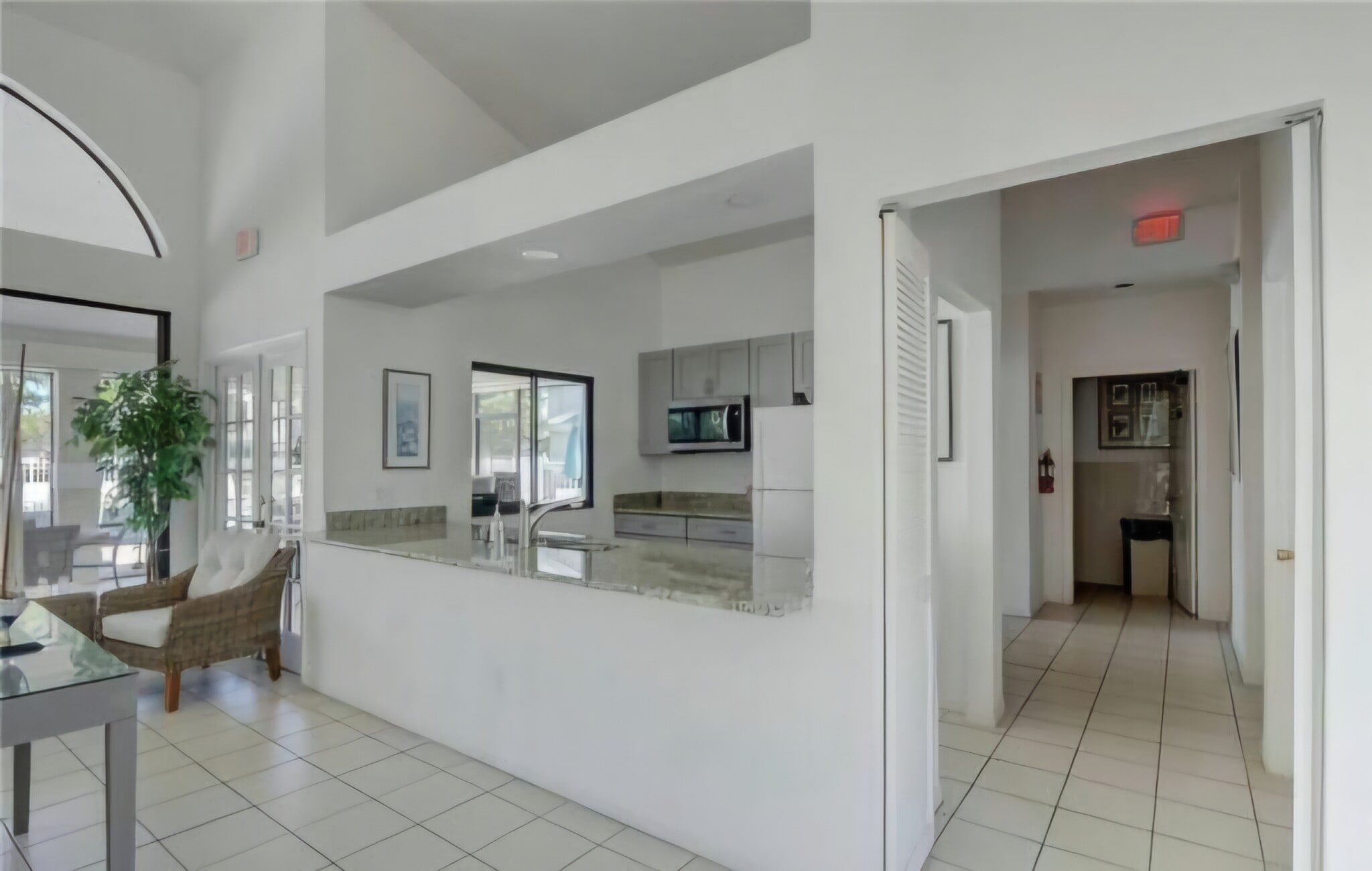 Building Photo - 50 Emerald Woods Dr