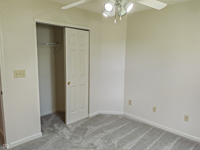 Building Photo - 6140 Lake Freeman Dr