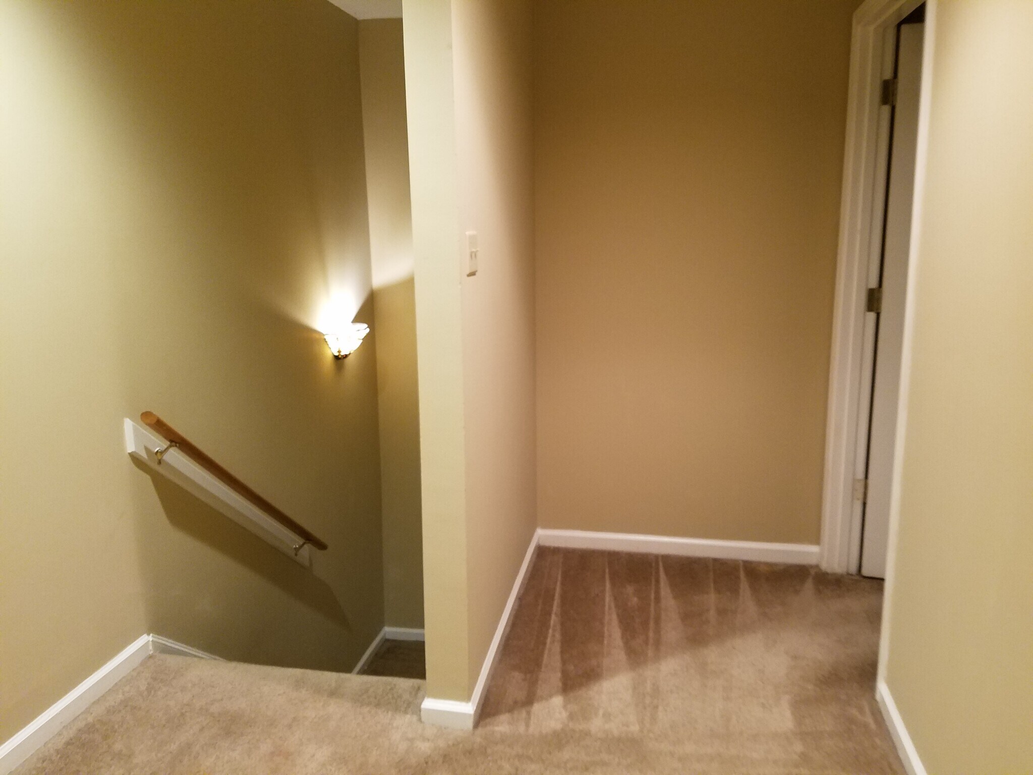 Building Photo - 104 Island Crest Cir
