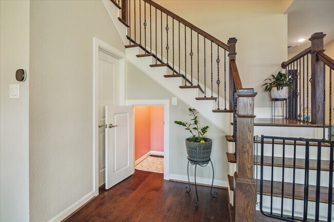 Building Photo - 18311 Windspring Falls Ln