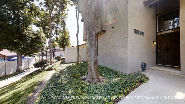 Building Photo - 1603 Coco Palm Ct
