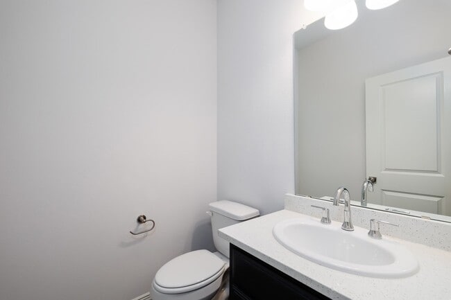 Building Photo - 336 Emerald Creek Dr