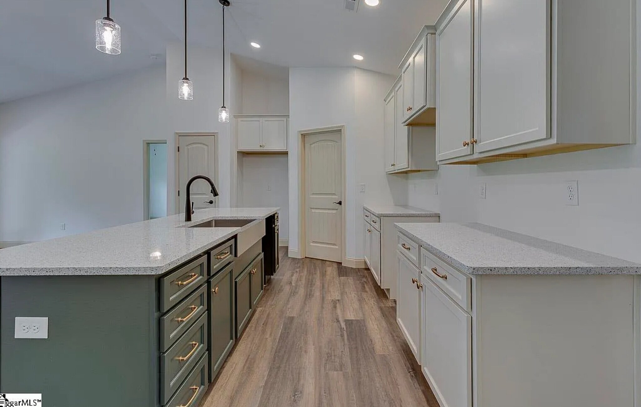 Building Photo - 399 Bowers Rd