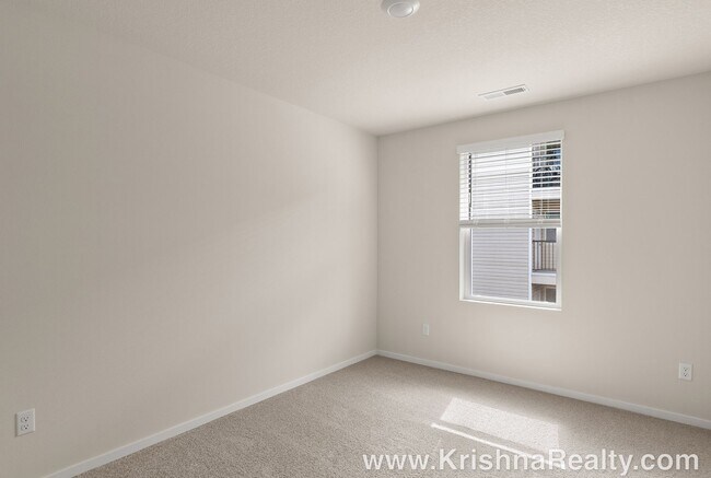 Building Photo - Beautiful NEW CONSTRUCTION 3 Bedroom 2.5 B...