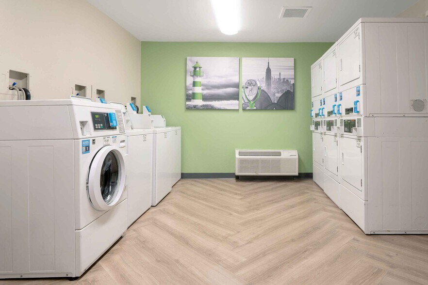 Building Photo - Furnished Studio-Washington, D.C. - Fairfax - Fair Oaks Mall