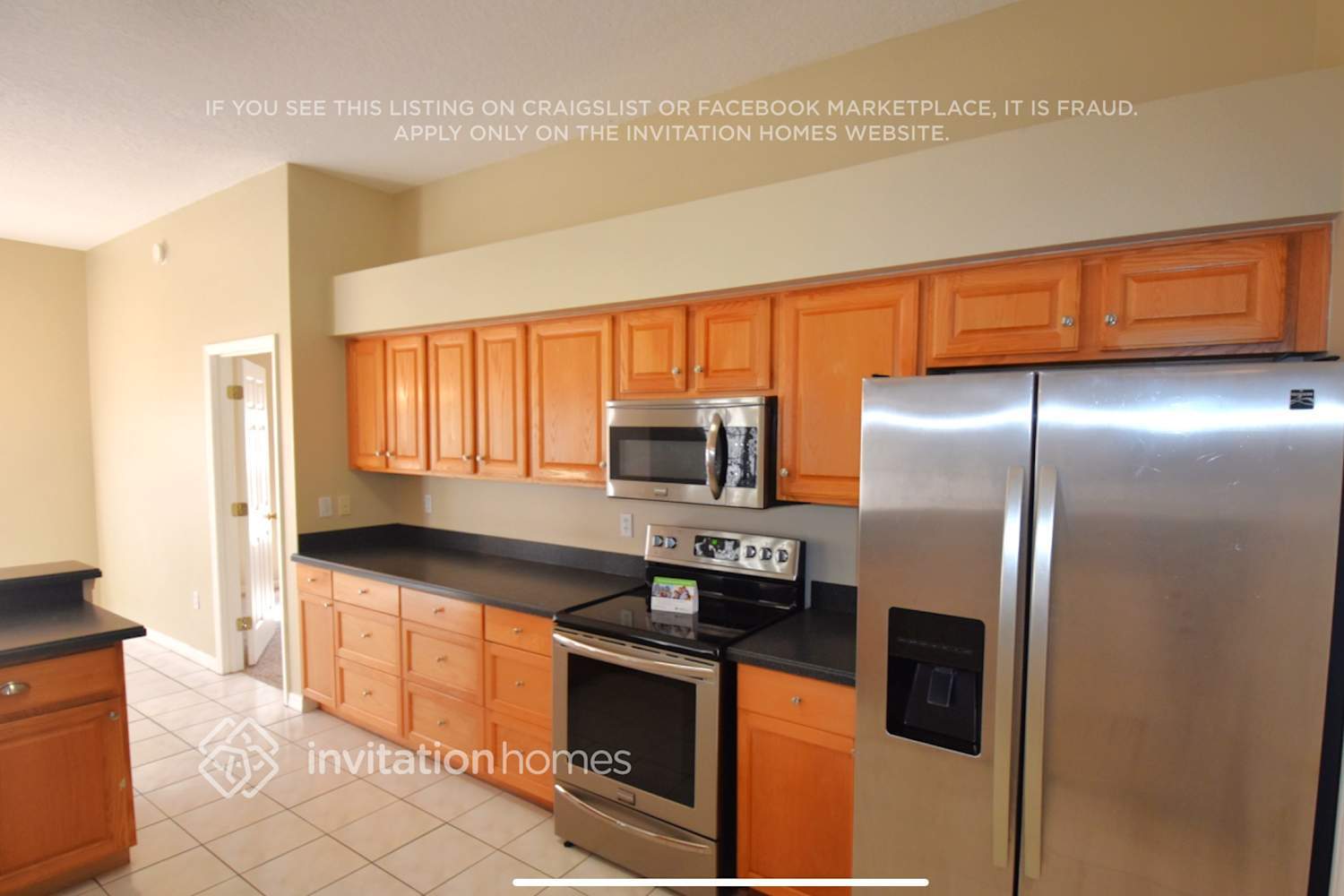 Building Photo - 2279 Couples Dr