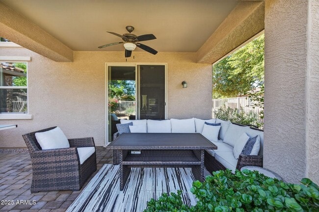 Building Photo - 8984 W Diana Ave