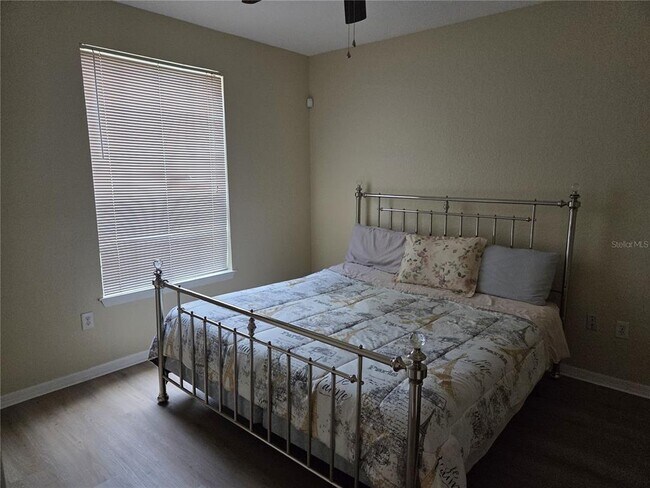 Building Photo - 858 Grand Regency Pointe