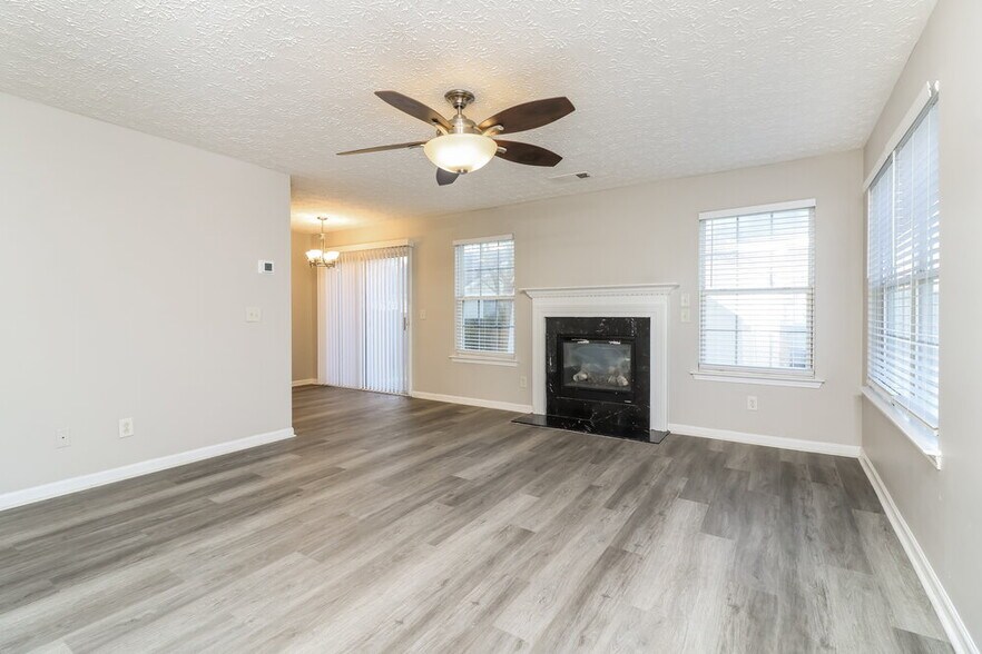 Building Photo - 112 Nacoochee Way