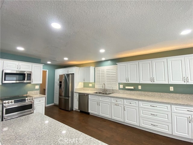 Building Photo - 971 Saltcoats Dr