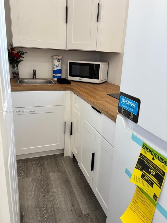 Building Photo - 10405 SW 107th Terrace