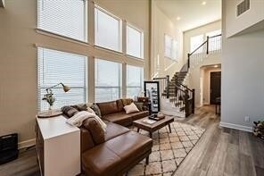 Building Photo - 2028 Barbette St