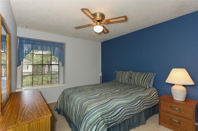 Building Photo - 16410 Salinas Ln