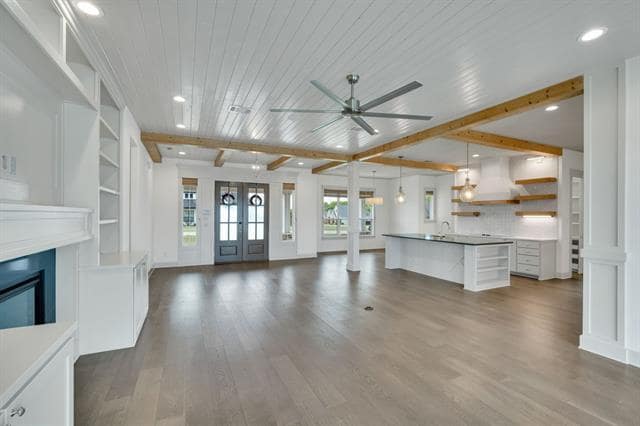 Building Photo - 140 Farish Ln