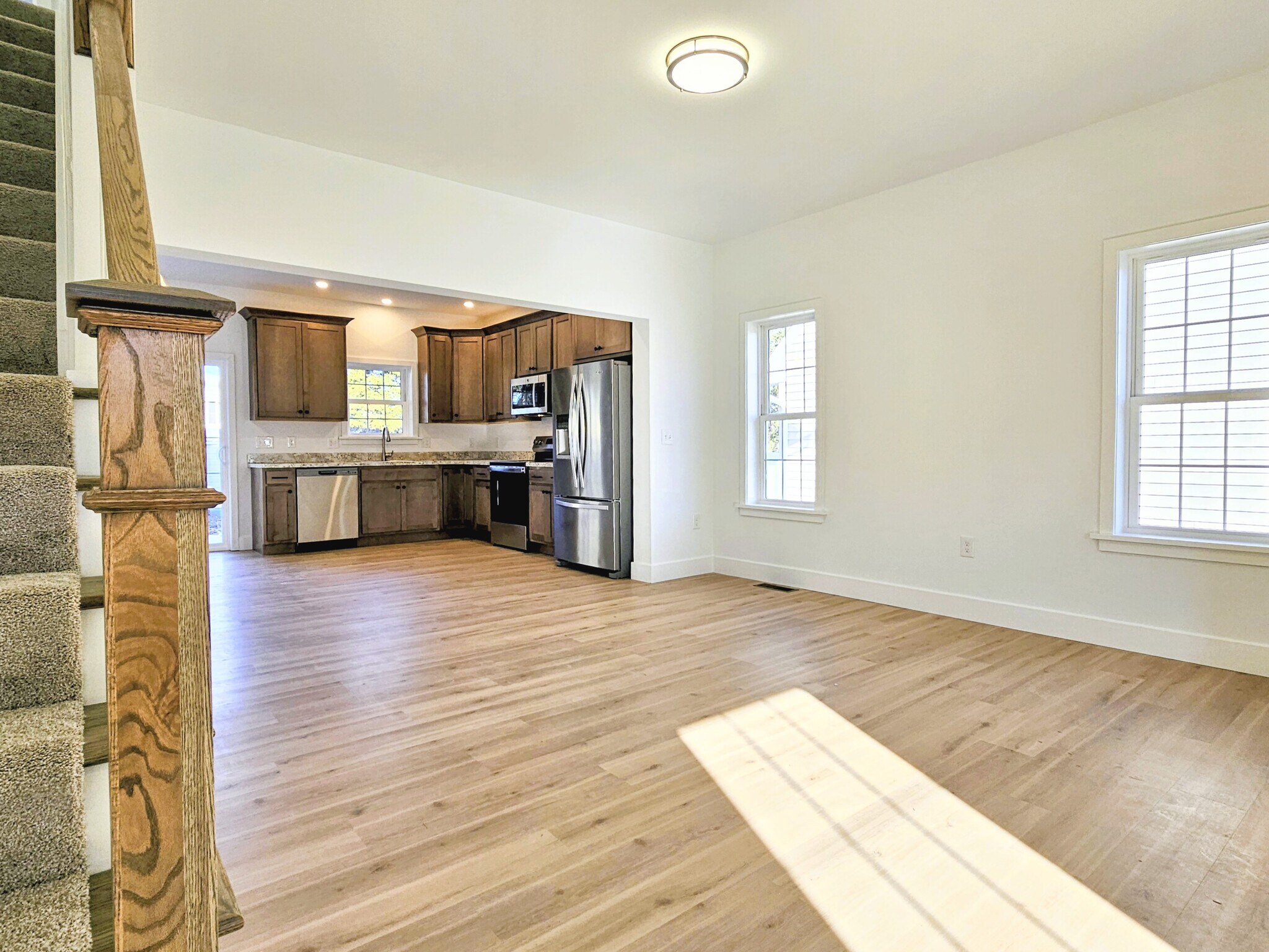 Building Photo - 108 Meadows Bnd