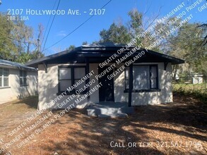 Building Photo - Cute updated 2/1 in Eustis