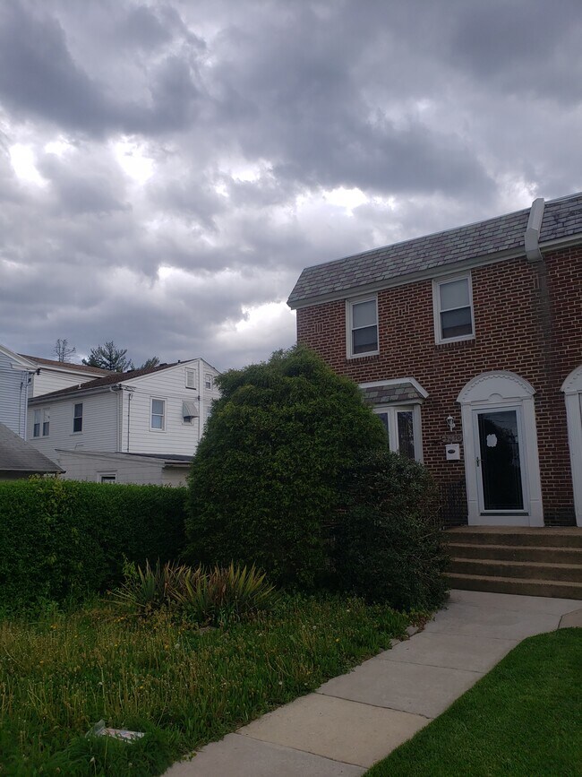 3810 Plumstead Ave 3810 Plumstead Ave Drexel Hill PA 19026