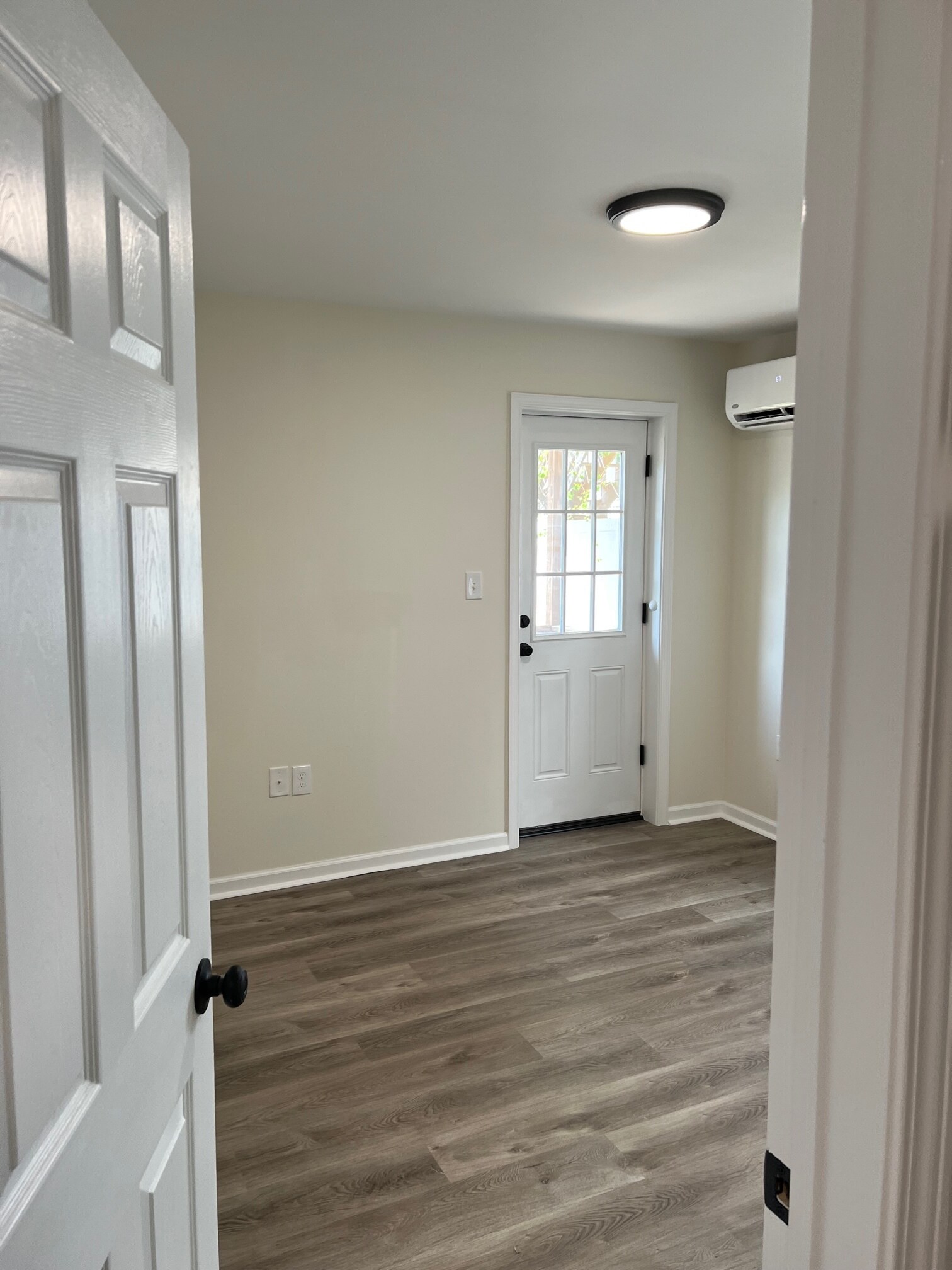 Bedroom - 7 Cypress St