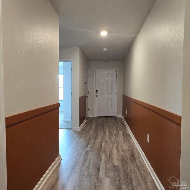 Building Photo - 4384 White Cedar Ct