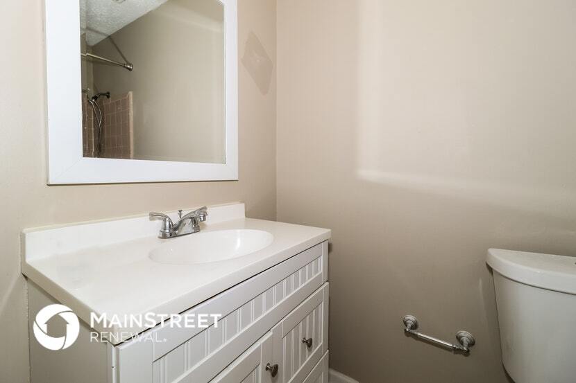 Building Photo - 2156 Oldfield Dr