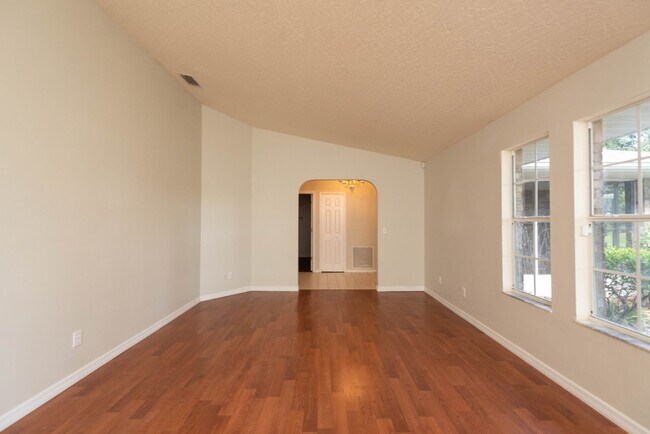 Building Photo - 1236 Buffing Cir SE