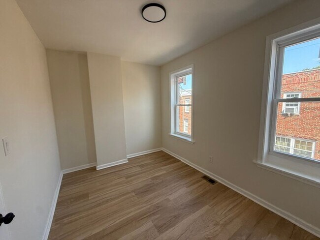 Building Photo - 3-Bedroom Port Richmond Home with Central Air and Expansive Backyard