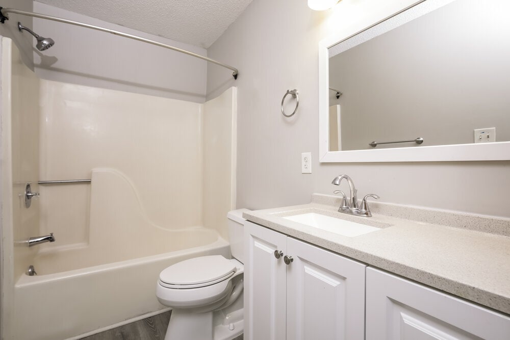 Building Photo - 2805 Fernhurst Ct