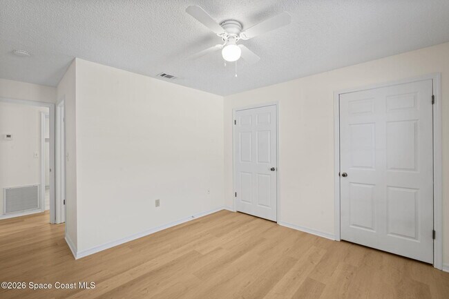 Building Photo - 1780 Stewart Pl