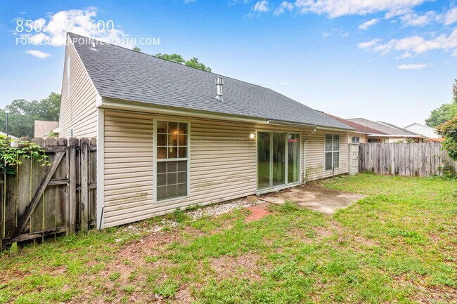 Building Photo - 917 Claeven Cir