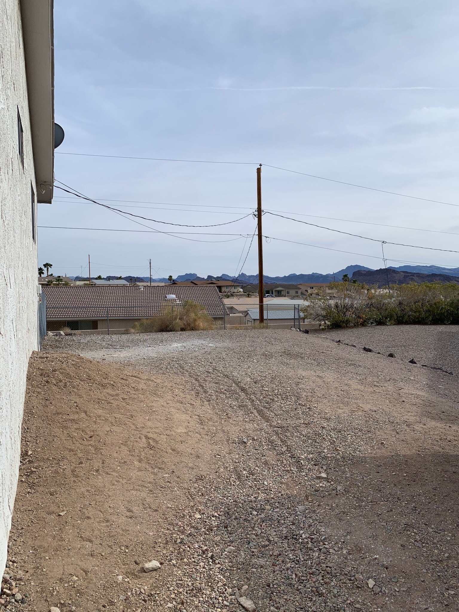 Building Photo - 3576 Stanford Dr