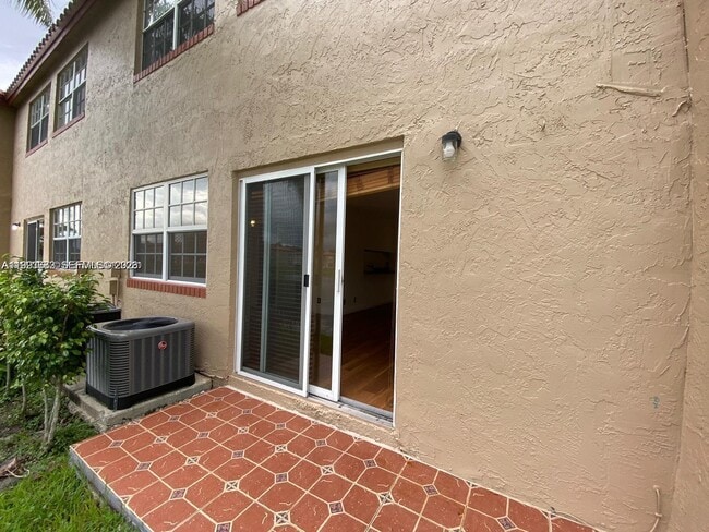 Building Photo - 8713 SW 5th St