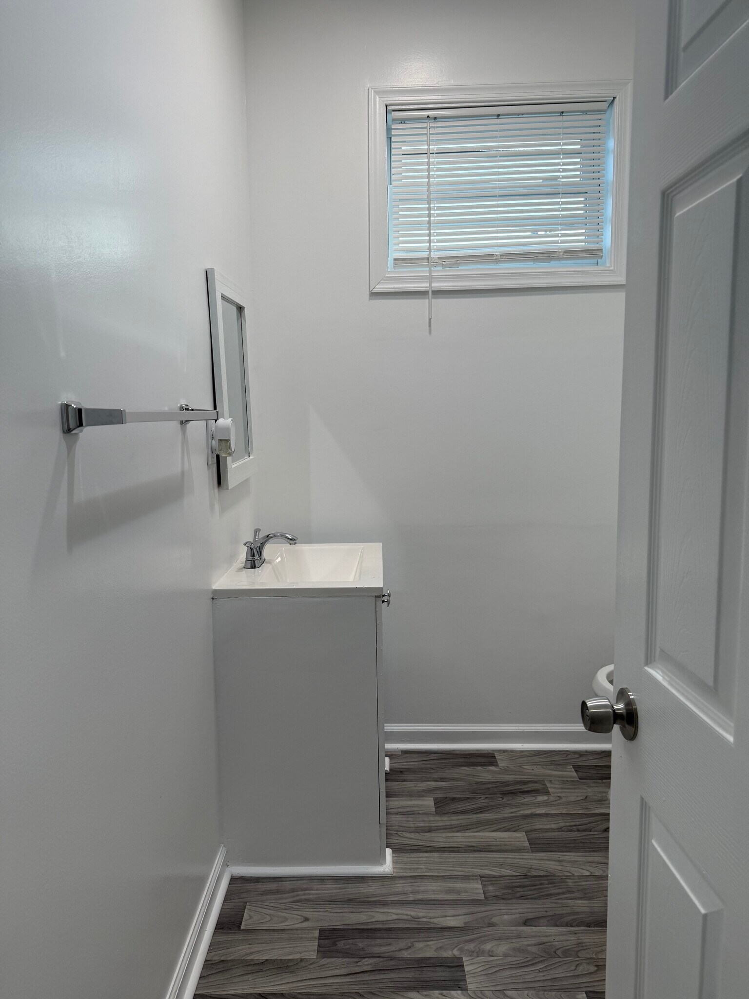 Bathroom-Part #1 - 2536 Loyola Southway