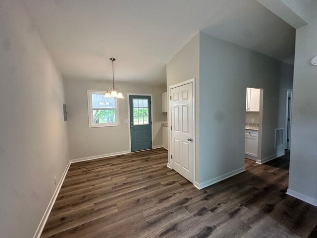 Building Photo - 446 Cape Fear Blvd