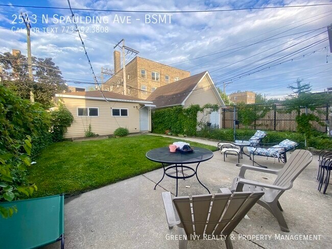 Building Photo - 2543 N Spaulding Ave