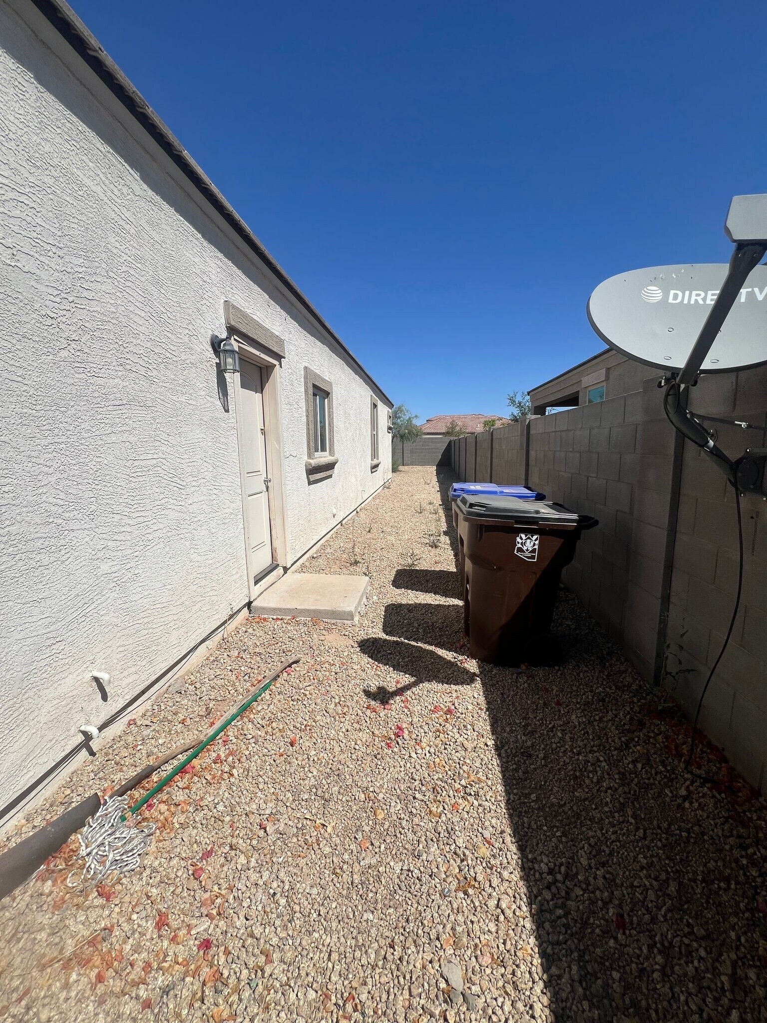 Building Photo - 42132 W Manderas Ln