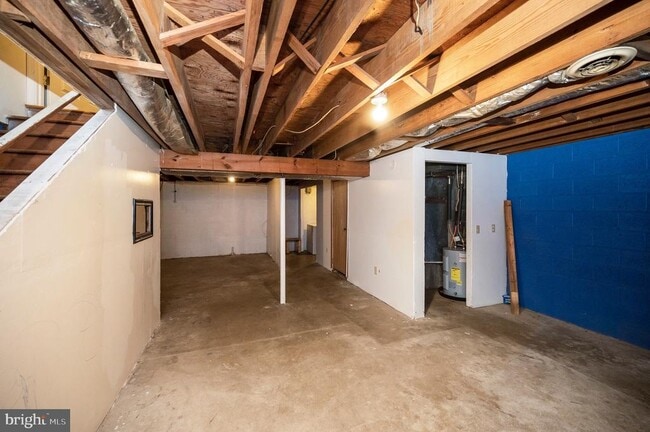 Building Photo - 455 Ridgemore St