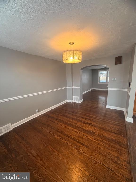 Building Photo - 7420 Ruskin Rd