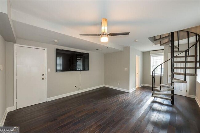Building Photo - 1116 Piedmont Ave NE