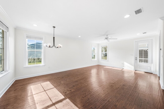 Building Photo - 143 Christian Dr