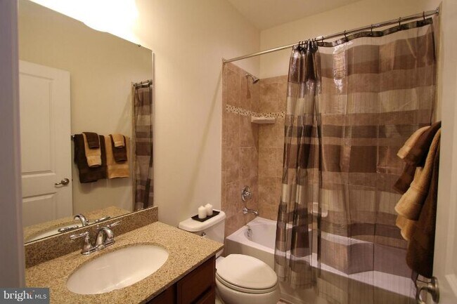 Building Photo - 7459 Brunson Cir